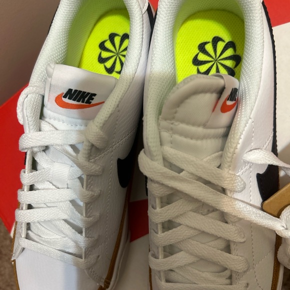 NEW!! Nike Court Legacy Sneakers Womens - Picture 10 of 11